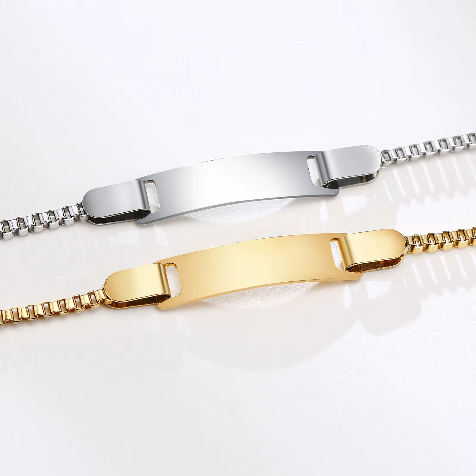 Pulseira Personalizada Bebê Banhada a Ouro 18k (0 a 3 anos )