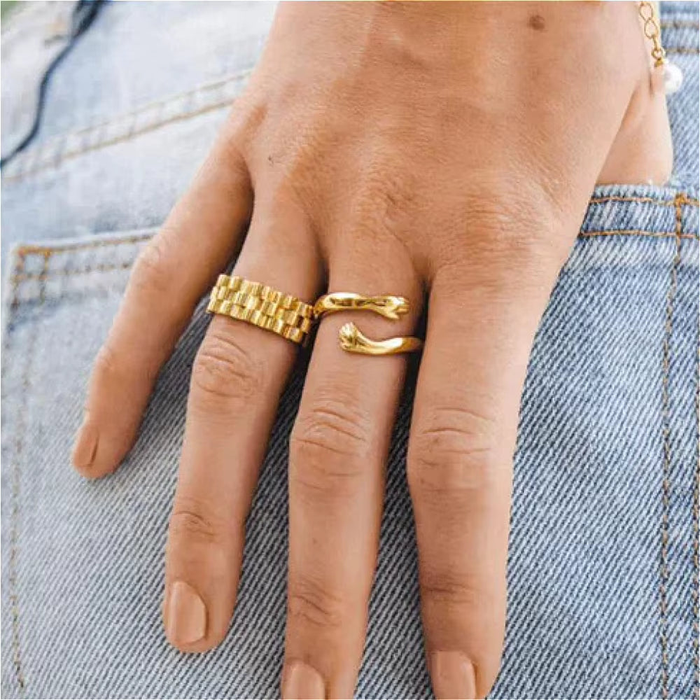 Anel Abraço Eterno Banhado a Ouro 18k