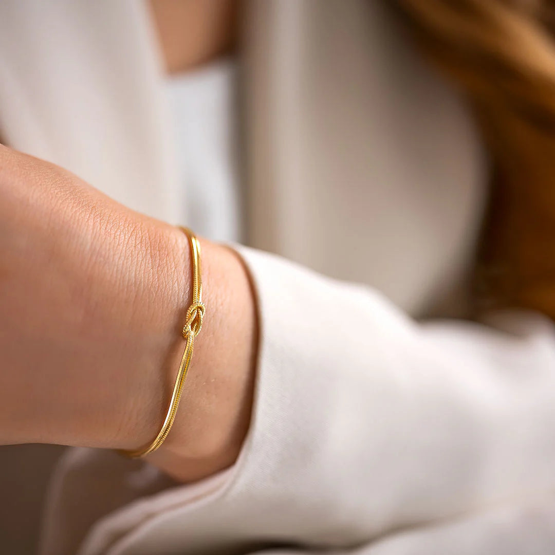 Pulseira Nó Infinito Banhado a Ouro 18k - Compre 1 Leve 2