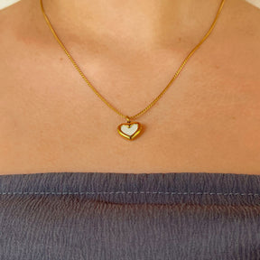Colar Coração Pérola Banhado a Ouro 18k - Estefânia