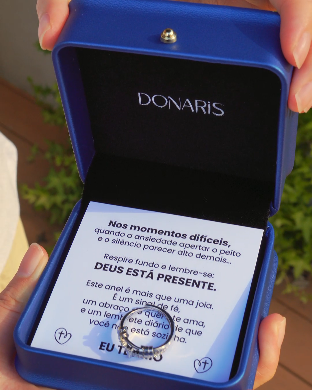 Anel Anti Ansiedade Cruz Banhado a Ouro 18k + Cartão