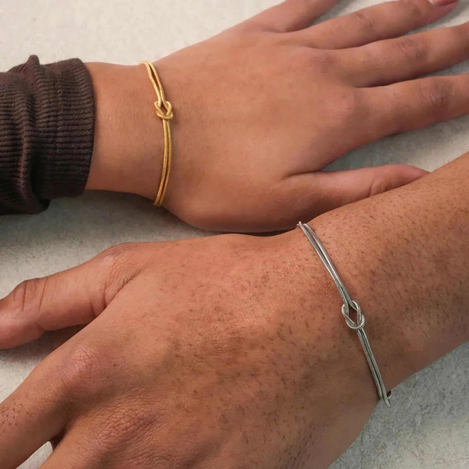Mãe & Filho  - Kit Pulseiras Nó Infinito Banhada a Ouro 18k